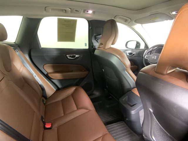 2019 Volvo XC60 T5 Momentum 28