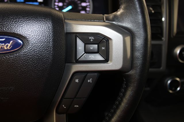2021 Ford Expedition XLT photo