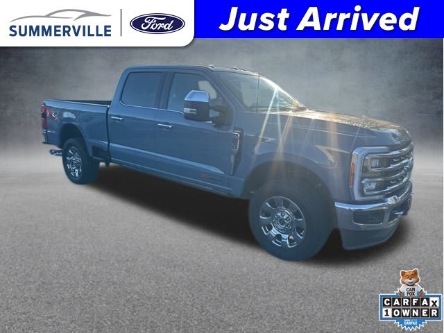 2023 Ford F-250 Super Duty Lariat Crew Cab 4WD
