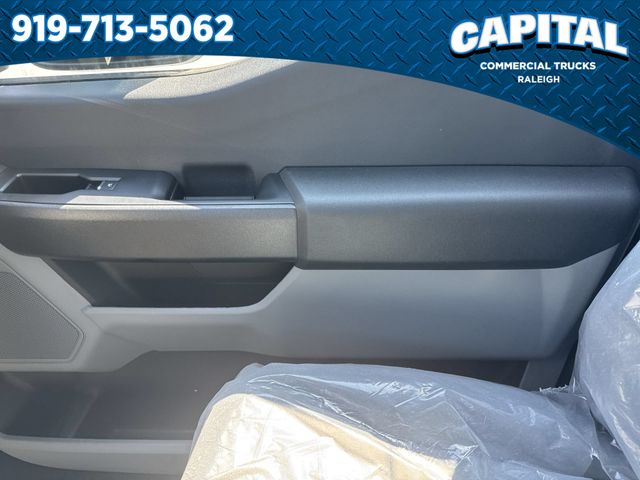 New 2026 White Ford 8FT SERVICE BODY image 30