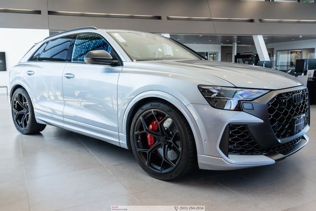 Satellite Silver 2026 Audi RS Q8 SUV / Crossover All-Wheel Drive 8-Speed Automatic