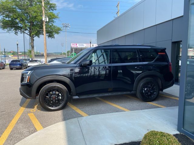 2025 Nissan Armada  photo