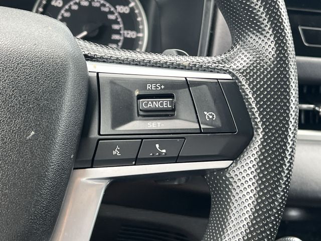 Used 2025 Black Mitsubishi ES image 28