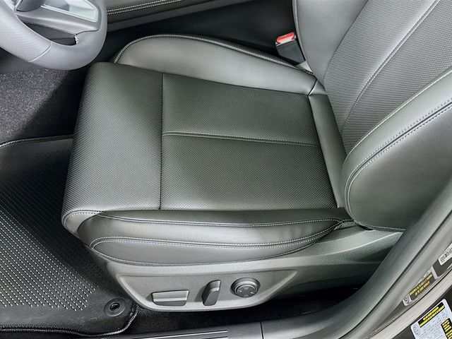 Thumbnail: 2026 Genesis G70 - 21