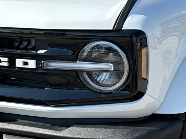 New 2025 White Ford Outer Banks image 4