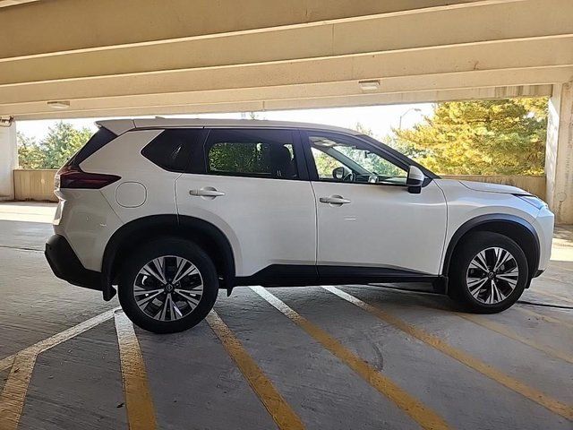 2023 Nissan Rogue SV 2