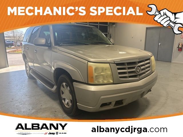 2004 Cadillac Escalade RWD