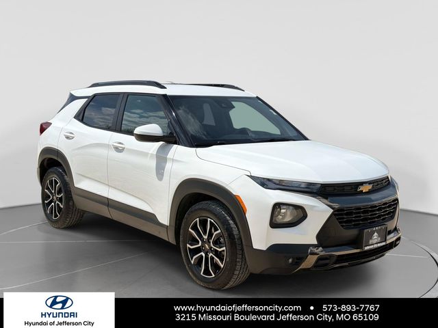 Summit White 2023 Chevrolet Trailblazer ACTIV FWD SUV / Crossover Front-Wheel Drive Continuously Variable Transmission