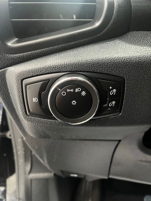 2020 Ford EcoSport SES photo