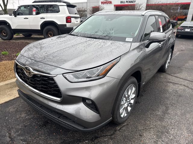 2026 Toyota Highlander Hybrid Limited AWD