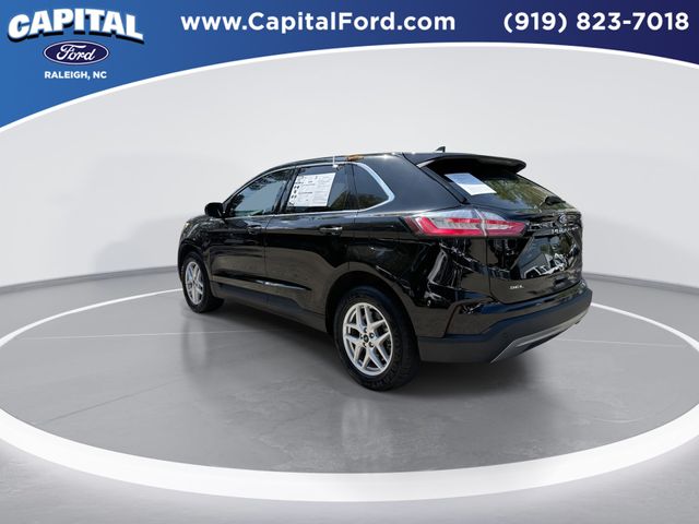 Used 2023 Black Ford SEL image 6