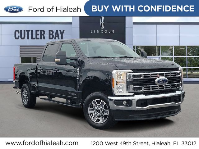 Black Metallic 2025 Ford F-250 Super Duty XLT Crew Cab 4WD Pickup Truck Four-Wheel Drive Automatic