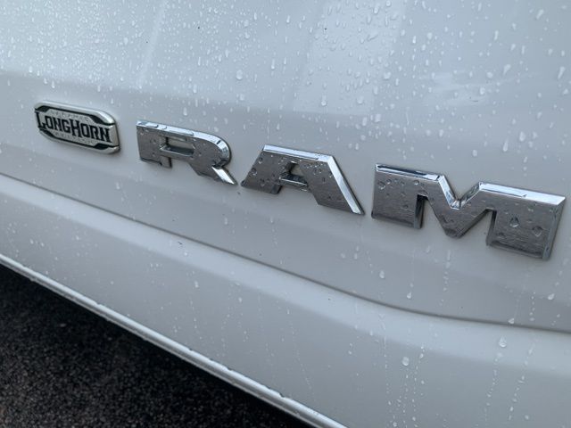 2019 RAM 1500 Laramie Longhorn photo