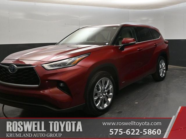 2023 Toyota Highlander Hybrid Limited AWD