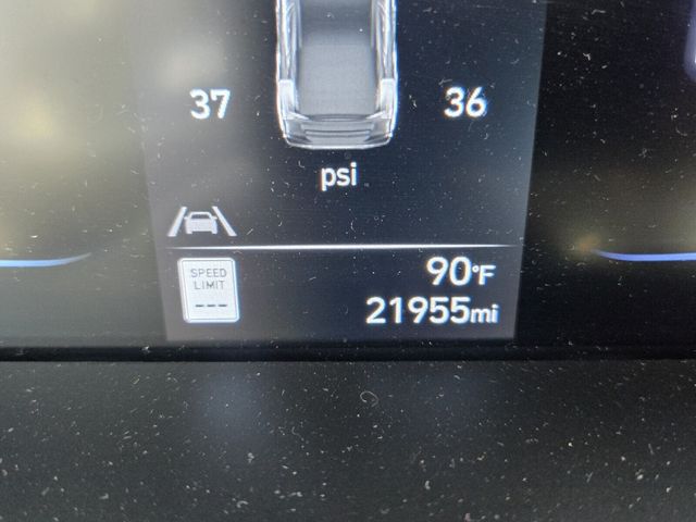 2025 Hyundai Elantra - $18,997