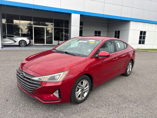 Scarlet Red 2020 Hyundai Elantra SEL FWD Sedan Front-Wheel Drive Continuously Variable Transmission
