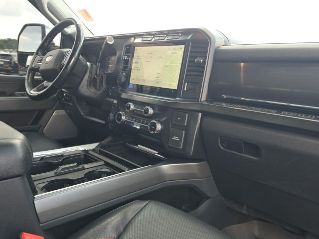 2023 Ford F-350SD Lariat:45555A