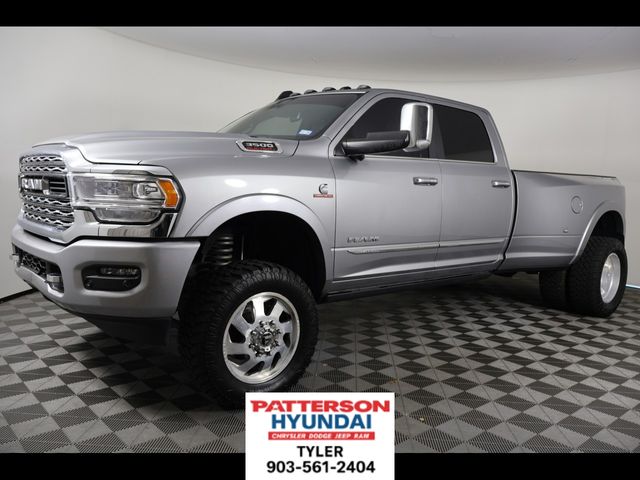 2022 RAM 3500 Limited 4X4 Crew Cab LWB's photo