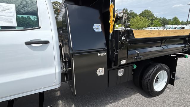 Used 2023 White Chevrolet Work Truck image 43