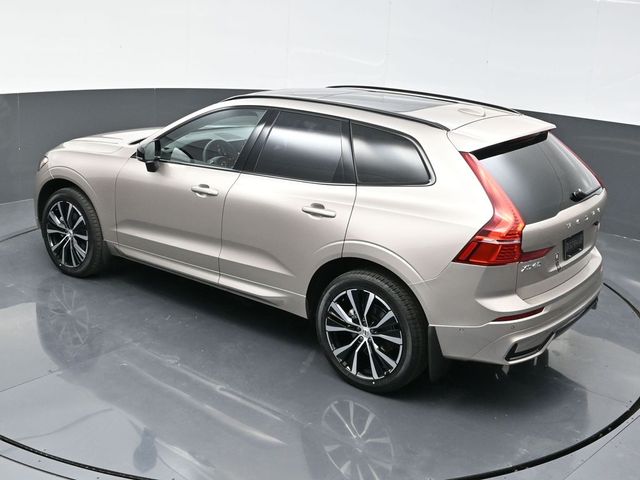2025 Volvo XC60  photo