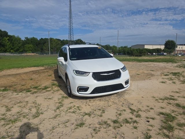 Used 2021 White Chrysler Touring L image 13