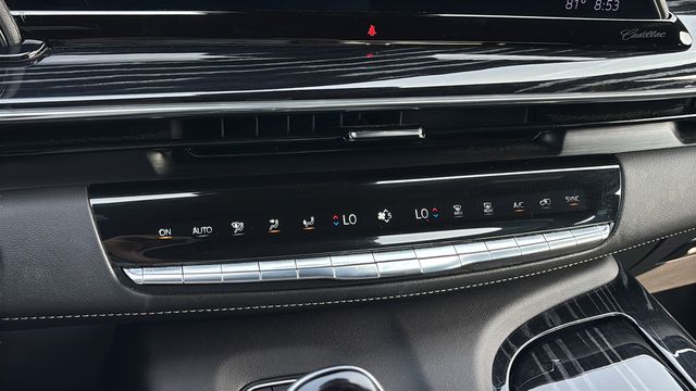 Used 2022 White Cadillac Sport image 31