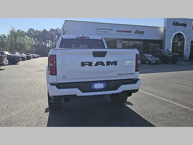 2026 Ram 1500 Big Horn Crew Cab 4x4 5'7" Box
