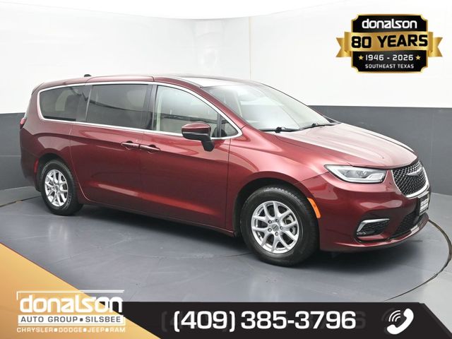 used 2023 Chrysler Pacifica car, priced at $24,997