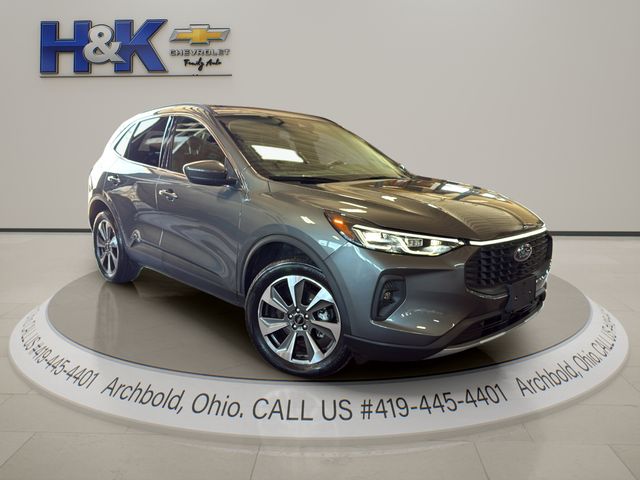 Carbonized Gray Metallic 2025 Ford Escape Platinum AWD SUV / Crossover All-Wheel Drive 8-Speed Automatic