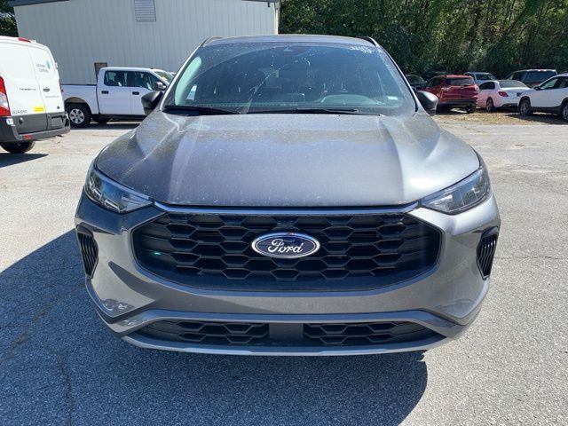 2023 Ford Escape ST-Line 8