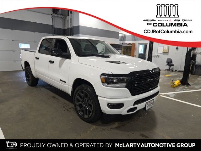 Bright White Clearcoat 2024 RAM 1500 Laramie Crew Cab 4WD Pickup Truck Four-Wheel Drive 8-Speed Automatic