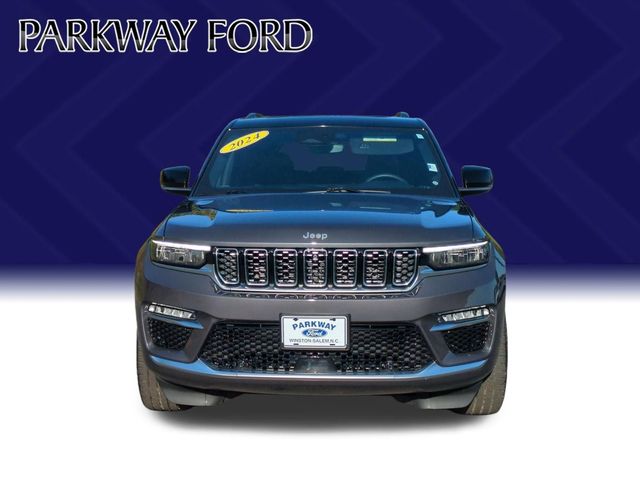 Used 2024 Gray Jeep Summit Reserve image 8