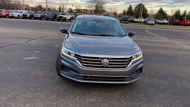 2022 Volkswagen Passat 2.0T Limited Edition 3