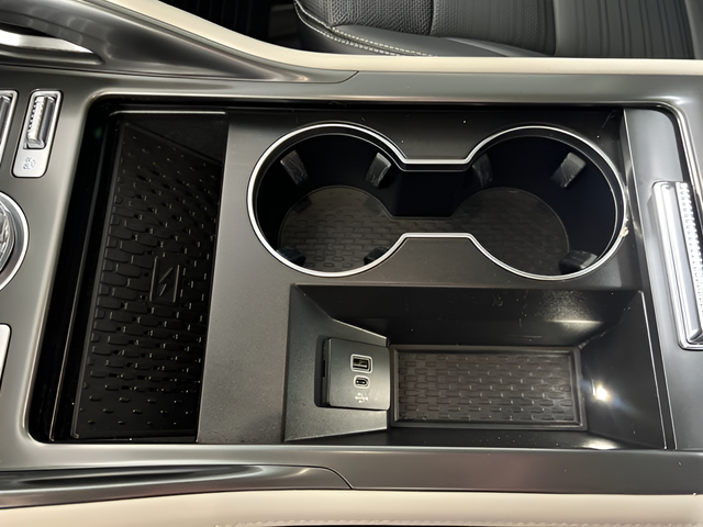 used 2024 Lincoln Nautilus car, priced at $50,500