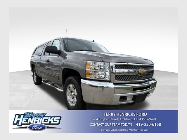 Graystone Metallic 2013 Chevrolet Silverado 1500 Pickup Truck Four-Wheel Drive 6-Speed Automatic Overdrive