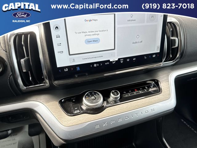 Used 2025 White Ford Platinum image 27