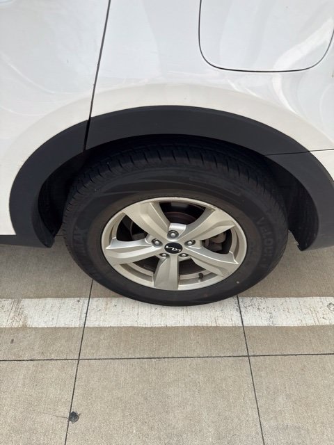 2022 Kia Sorento LX White at South Hills Kia