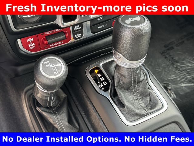 2024 Jeep Wrangler Rubicon Black at River Oaks CDJR