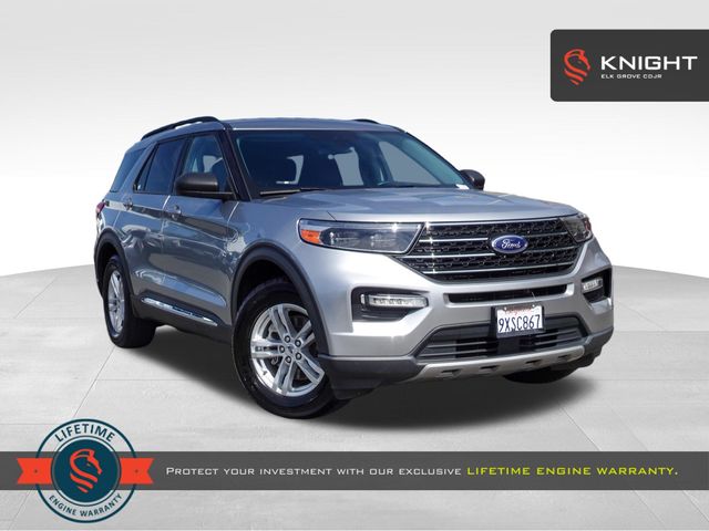 Iconic Silver Metallic 2023 Ford Explorer SUV / Crossover Rear-Wheel Drive Automatic