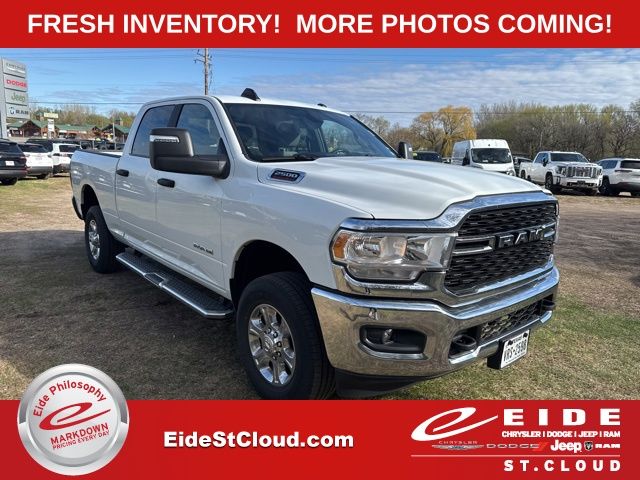 2024 RAM 2500 Big Horn Crew Cab 4WD