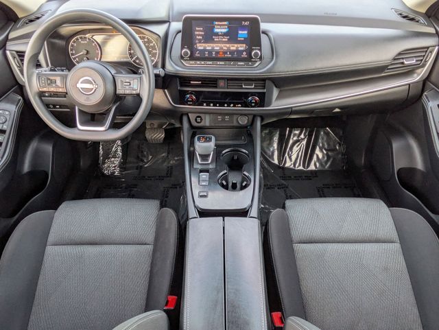 View vehicle photo 7