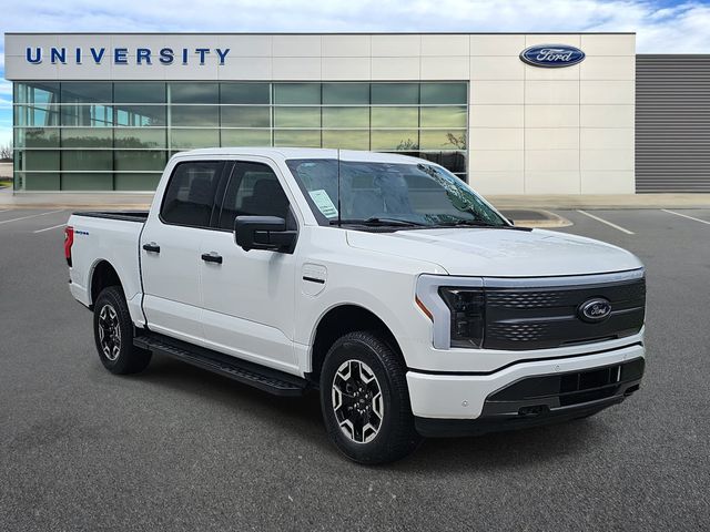 2023 Ford F-150 Lightning XLT SuperCrew AWD