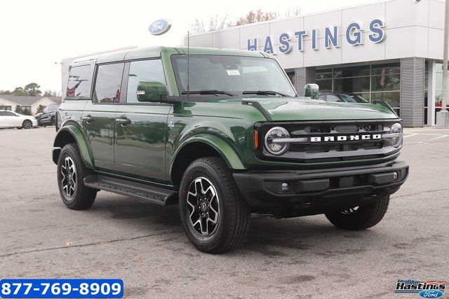 2025 Ford Bronco Outer Banks