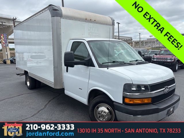 Used Car 2020 Chevrolet Express 3500  Work Van For Sale Under $30,000 In San Antonio, Texas