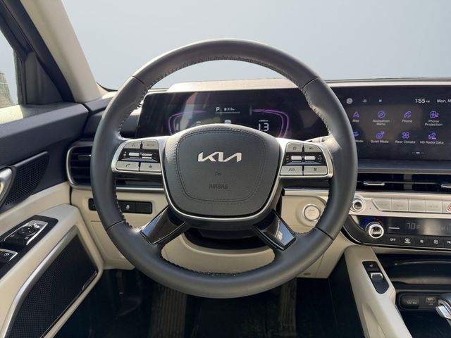 Used 2024 Gray Kia S image 12