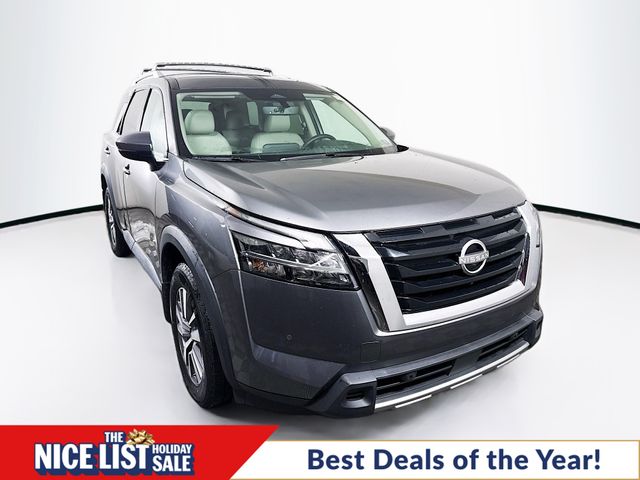 2023 Nissan Pathfinder SL 4WD