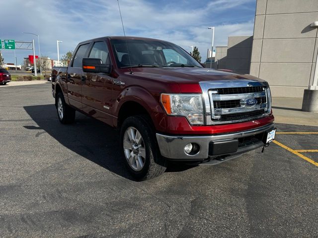 Red (Sunset Metallic) 2014 Ford F-150 XLT SuperCrew 4WD Pickup Truck Four-Wheel Drive 6-Speed Automatic