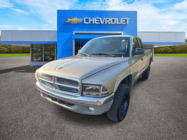 Light Almond Pearl Metallic 2004 Dodge Dakota SLT Club Cab 4WD Pickup Truck Four-Wheel Drive 5-Speed Automatic