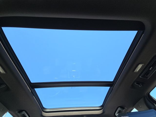 Photo of 2022 GMC Yukon Denali in Dallas, GA - 44,  2022 GMC Yukon Denali:44052A