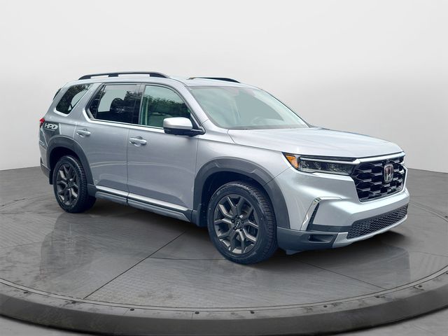 2023 Honda Pilot Elite AWD's photo
